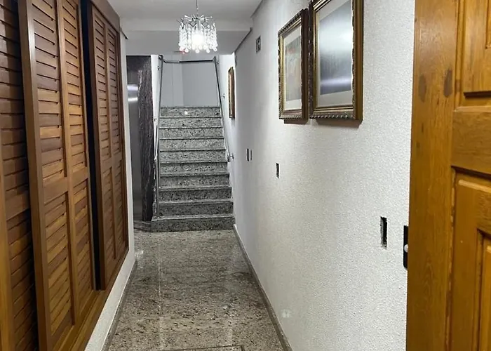 Flats Completos E Aconchegantes A Menos De 1 Quadra Do Hospital De Clinicas De Porto Alegre
