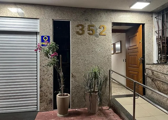Flats Completos E Aconchegantes A Menos De 1 Quadra Do Hospital De Clinicas De Apartamento *